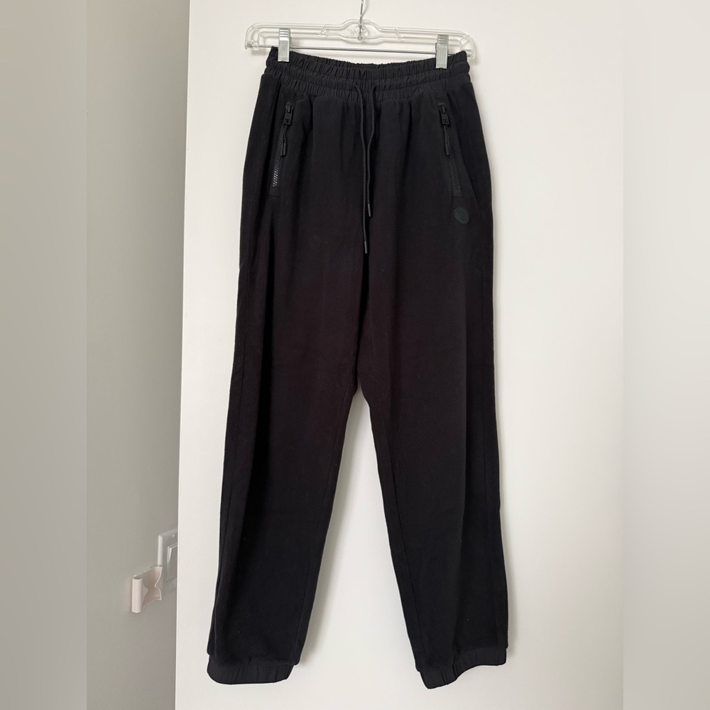 Vuori Women’s Aspen Jogger - Polartec WindPro Fleece